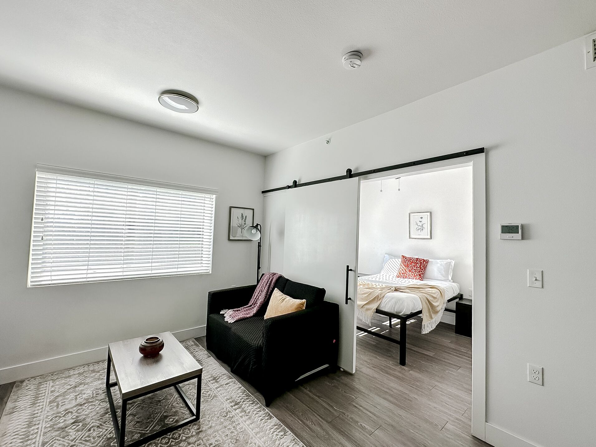 Sleepover: Ultimate 1BD/1BA - Downtown Springfield