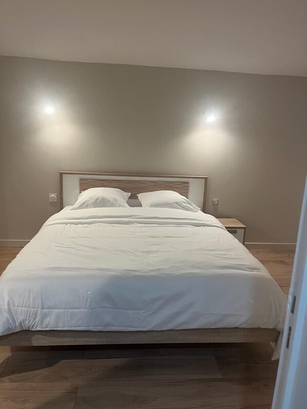 2 bedrooms, free WiFi, bed sheets