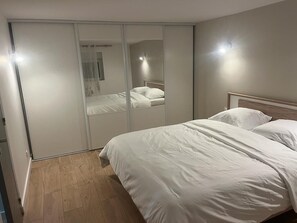 2 bedrooms, free WiFi, bed sheets