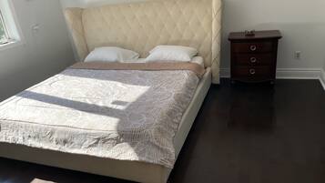 4 habitaciones, wifi y ropa de cama