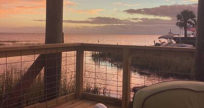 Gulf front RV Site, full hook up .take a breath and enjoy the sunsets