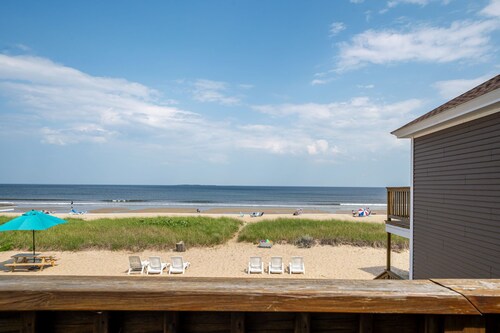 Oceanfront Cottage 2