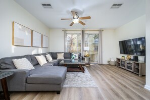 TV, video games, foosball - New Listing, Beautiful Townhome, Vista Cay - 4014 (Orlando)