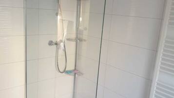 Jabón y papel de baño