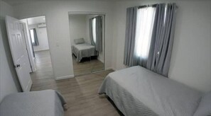 2 Schlafzimmer, Bügeleisen/Bügelbrett, WLAN