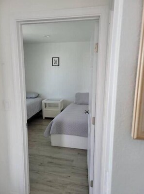 2 bedrooms, iron/ironing board, WiFi - CENTRAL2EVERYTHING🔥 LITERALLY BRAND NEW HOUSE (Lynwood)