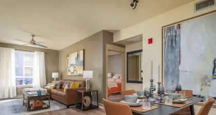 Luxury Resort Condo by Six Flags Magic Mountain