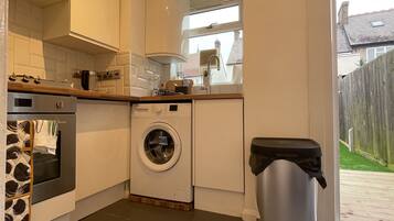 Fridge, microwave, oven, toaster