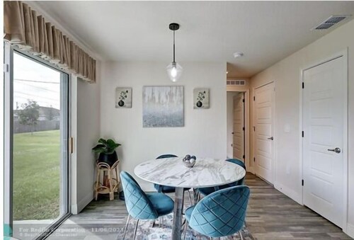 Unique, Stylish, and Comfy, and Peaceful place to stay.