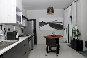 Private kitchen - Sublime - By LaSerene - Carlswald
 (Midrand)