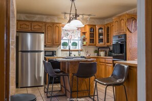Fridge, microwave, oven, stovetop - Historic Sayles Ranch- Huge Deck + Pool! (Abilene)
