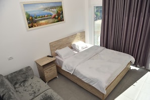 Classic Double Room | Premium bedding, memory-foam beds, desk, free WiFi - Hotel Termal Peshkopi (Tomin)