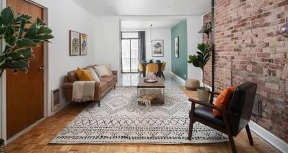 Modern Montreal, Patio & Paid Parking 10 Guest