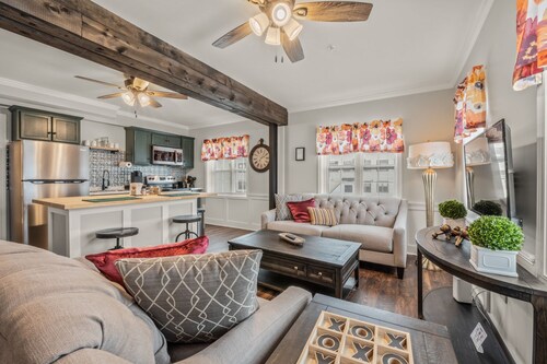 Old Silver factory converted to a new 1Br with all the charm