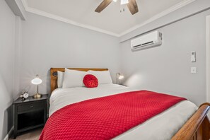 1 soverom, strykejern/-brett, wi-fi og sengetøy