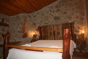 4 bedrooms, iron/ironing board, free WiFi, bed sheets - Casa da Rocha Casa de Estilo Rural Situada na Vila de Termas de Caldelas (Caldelas)