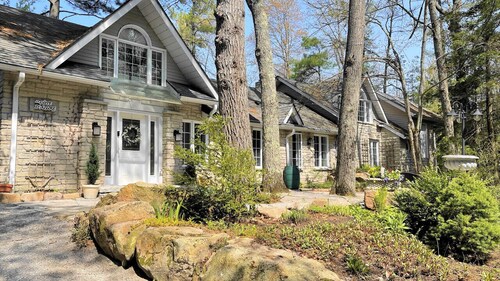 Sandy Lake Family Oasis