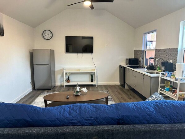 تلفزيون، مكتب