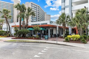 Exterior - Family Oceanfront Condo Located in North end of Myrtle Beach! (Myrtle Beach)