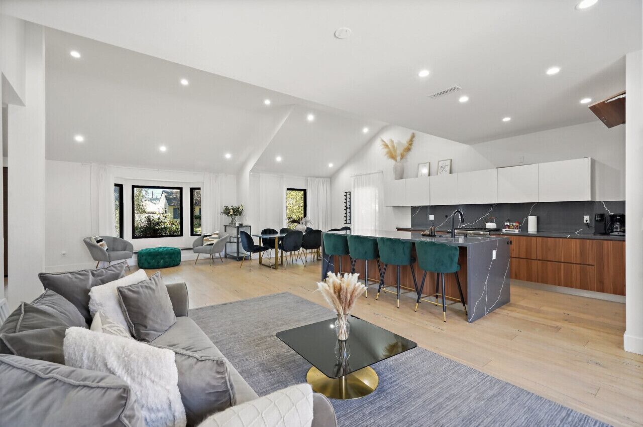 Modern Luxurious Dream House MarVista 4BR/4Bath Beach Pet