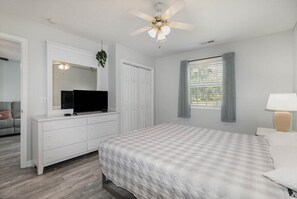 2 quartos, ferros/tábuas de passar roupa, Wi-Fi, roupa de cama