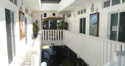 Vayor Hotel & Suites
