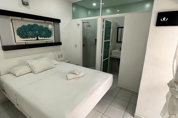 Family Room | Pillowtop beds, bed sheets