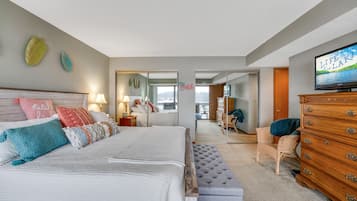 3 bedrooms, iron/ironing board, travel crib, WiFi
