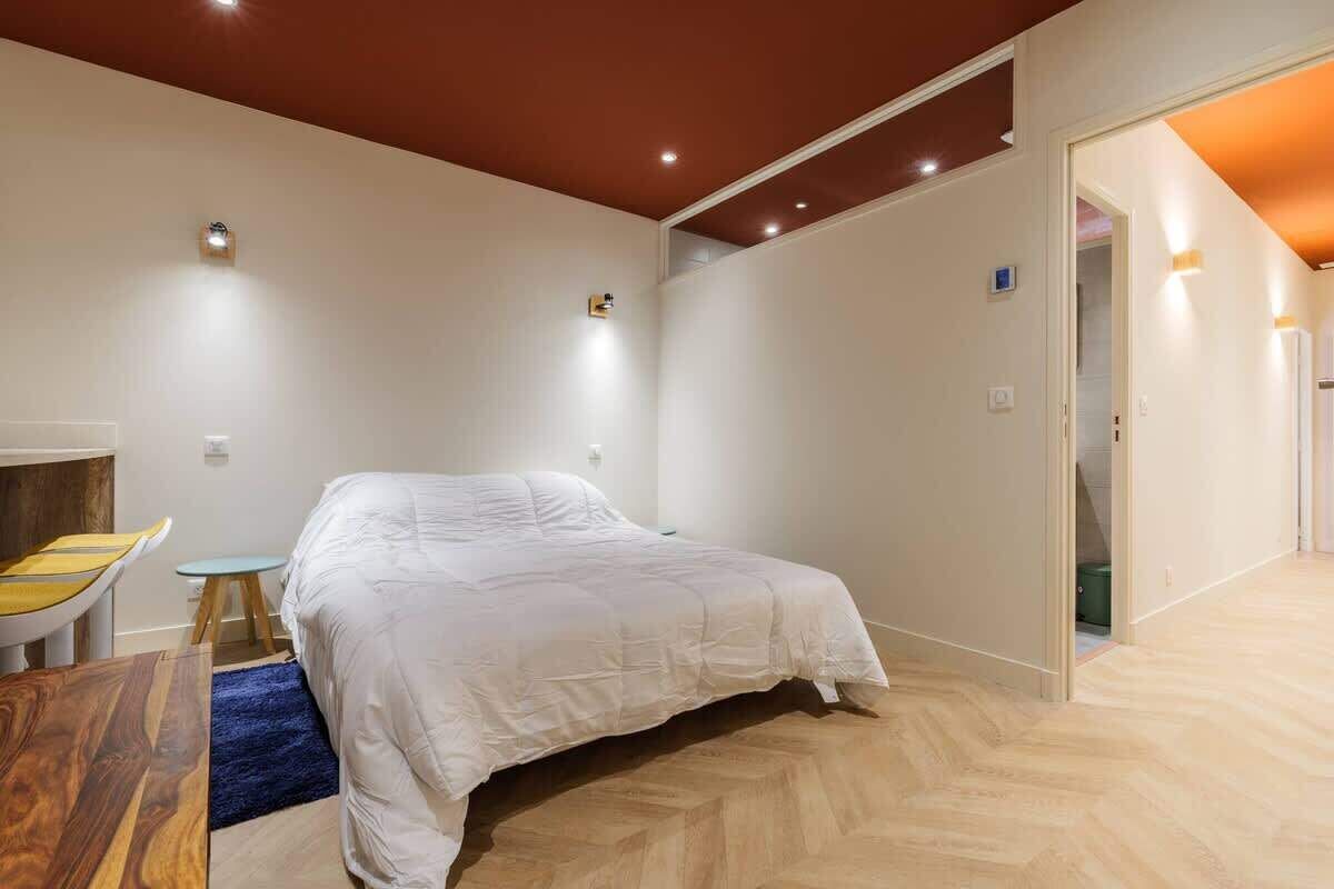 2 chambres, fer et planche à repasser, Wi-Fi gratuit, draps fournis