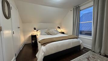 2 Schlafzimmer, Schreibtisch, Bügeleisen/Bügelbrett, kostenloses WLAN