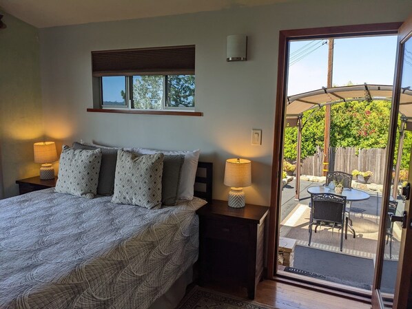 1 bedroom, iron/ironing board, free WiFi, bed sheets