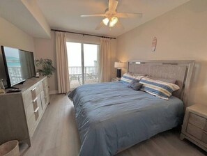 2 soverom, strykejern/-brett, reiseseng for barn og wi-fi