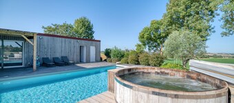 Maison 'Villa Virginie Gite 2' avec vue sur le lac, Wi-Fi et climatisation