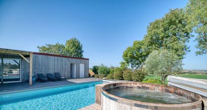 Maison 'Villa Virginie Gite 2' avec vue sur le lac, Wi-Fi et climatisation
