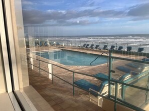 Alberca al aire libre