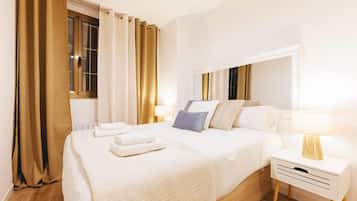 1 slaapkamer, een strijkplank/strijkijzer, internet, beddengoed