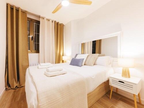 Auriga - Holiday Apartment Rental Girona | Bravissimo