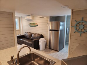 Interior - Ambassador 101 - Remodeled (Panama City Beach)