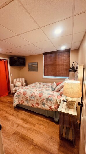 1 bedroom, desk, iron/ironing board, free WiFi - Hidden Oasis in Scottsboro, AL (Scottsboro)