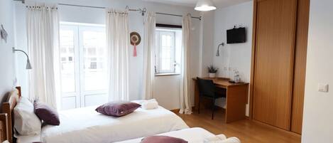 1 bedroom, free WiFi, bed sheets
