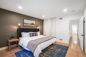 3 bedrooms, iron/ironing board, travel crib, free WiFi