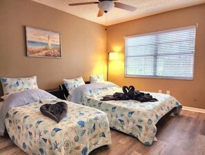 3 bedrooms, iron/ironing board, free WiFi, bed sheets