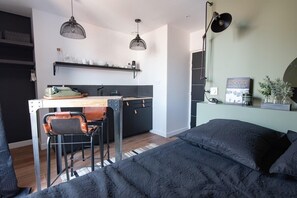 1 bedroom, iron/ironing board, bed sheets
