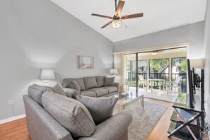 Téléviseur connecté, lecteur de DVD