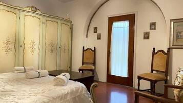 1 camera, Wi-Fi, lenzuola