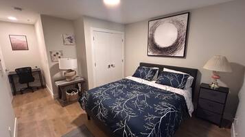 2 bedrooms, desk, iron/ironing board, free WiFi