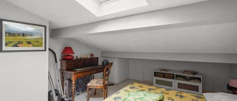 2 bedrooms