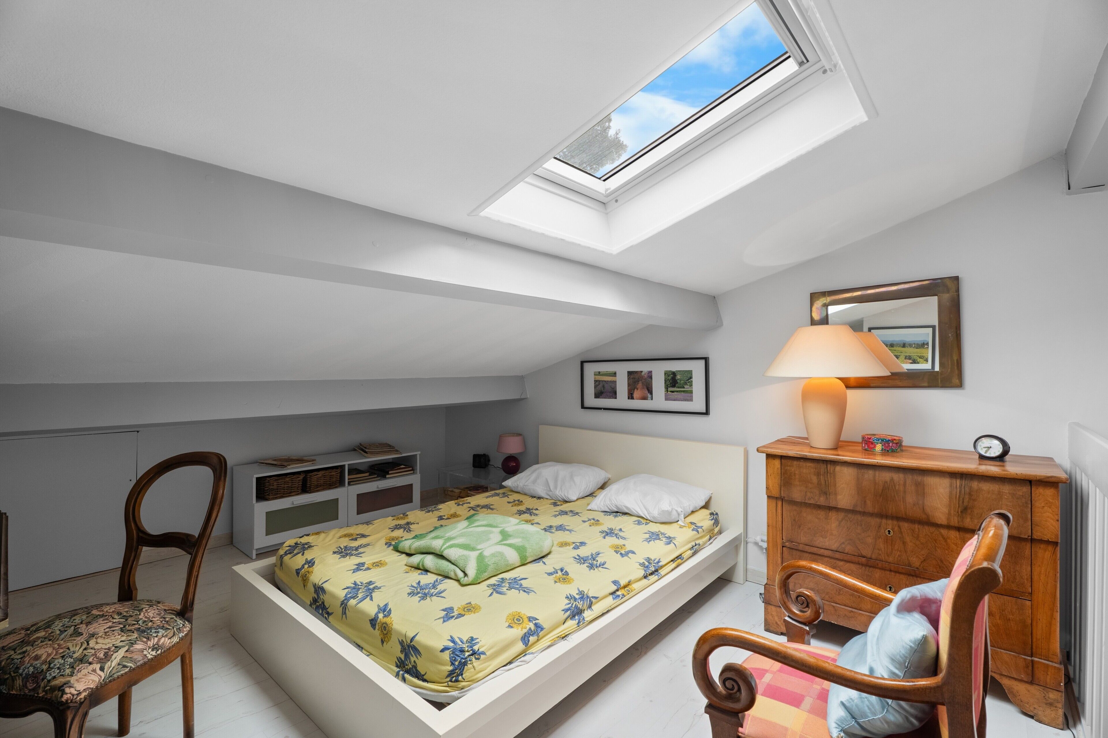 2 bedrooms