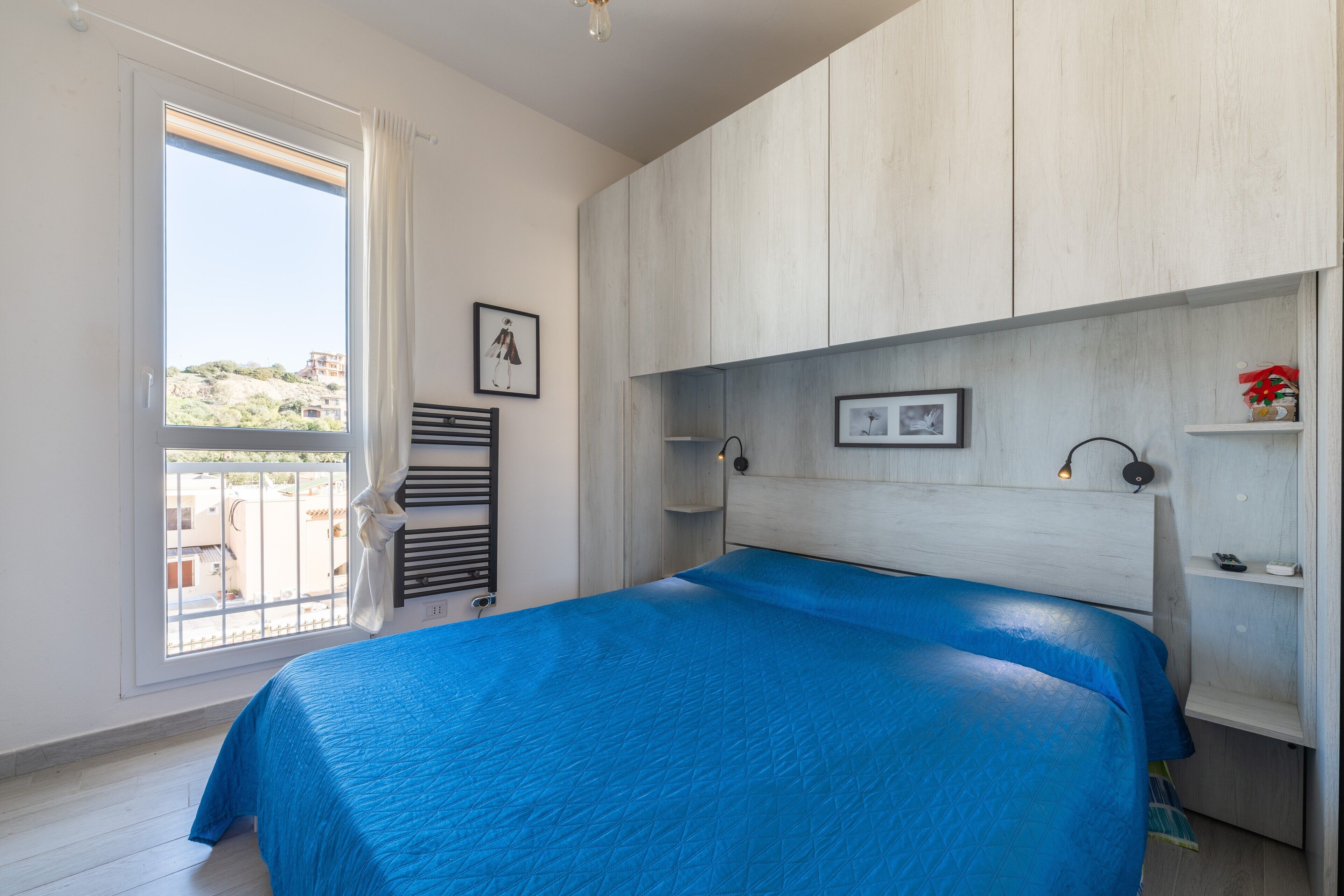 1 slaapkamer, een strijkplank/strijkijzer, gratis wifi, beddengoed