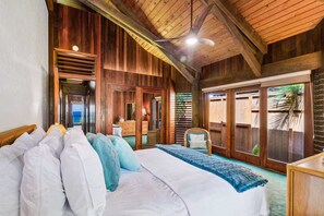 5 bedrooms, iron/ironing board, WiFi, bed sheets